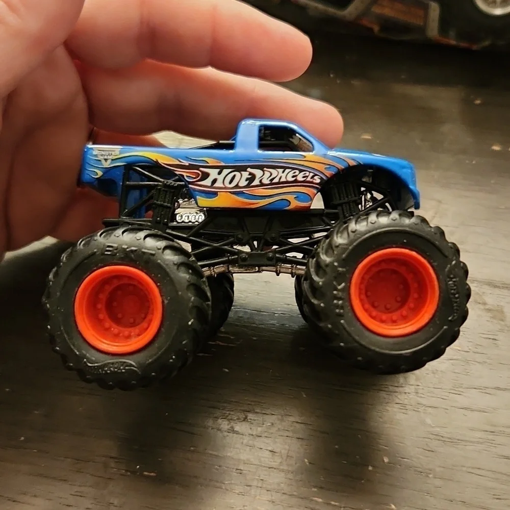 Mattel hotwheels racing
